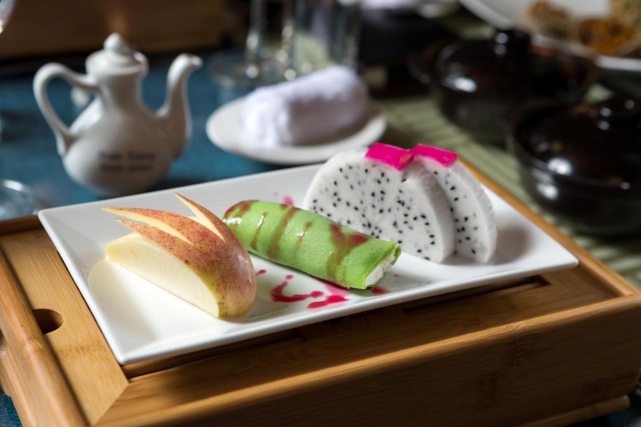 Charm Boutique Cruise Hotel Ha Long Buitenkant foto